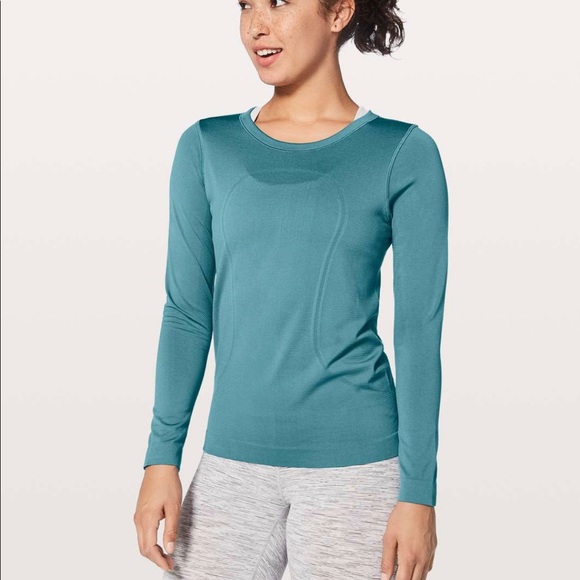 lululemon athletica Tops - Lululemon Relaxed Swiftly
